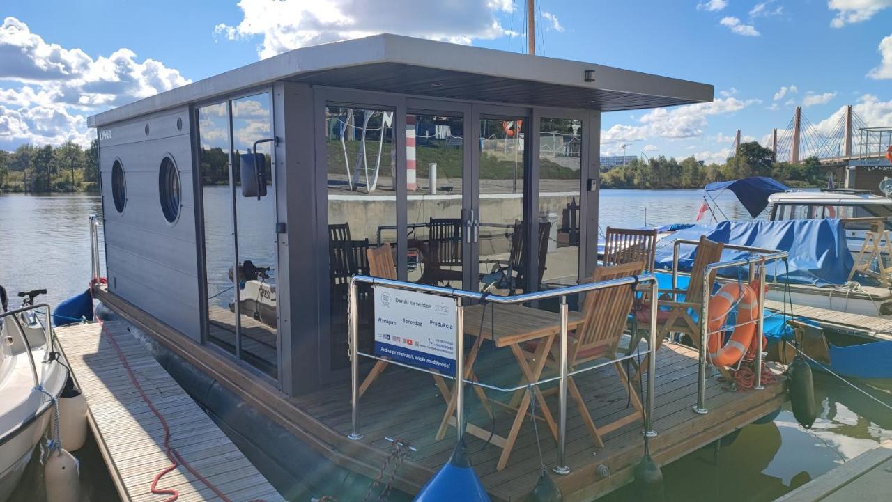 شقة Houseboat Water Boy Apartament Plywajacy Dom Na Wodzie Lodz فروتسواف المظهر الخارجي الصورة